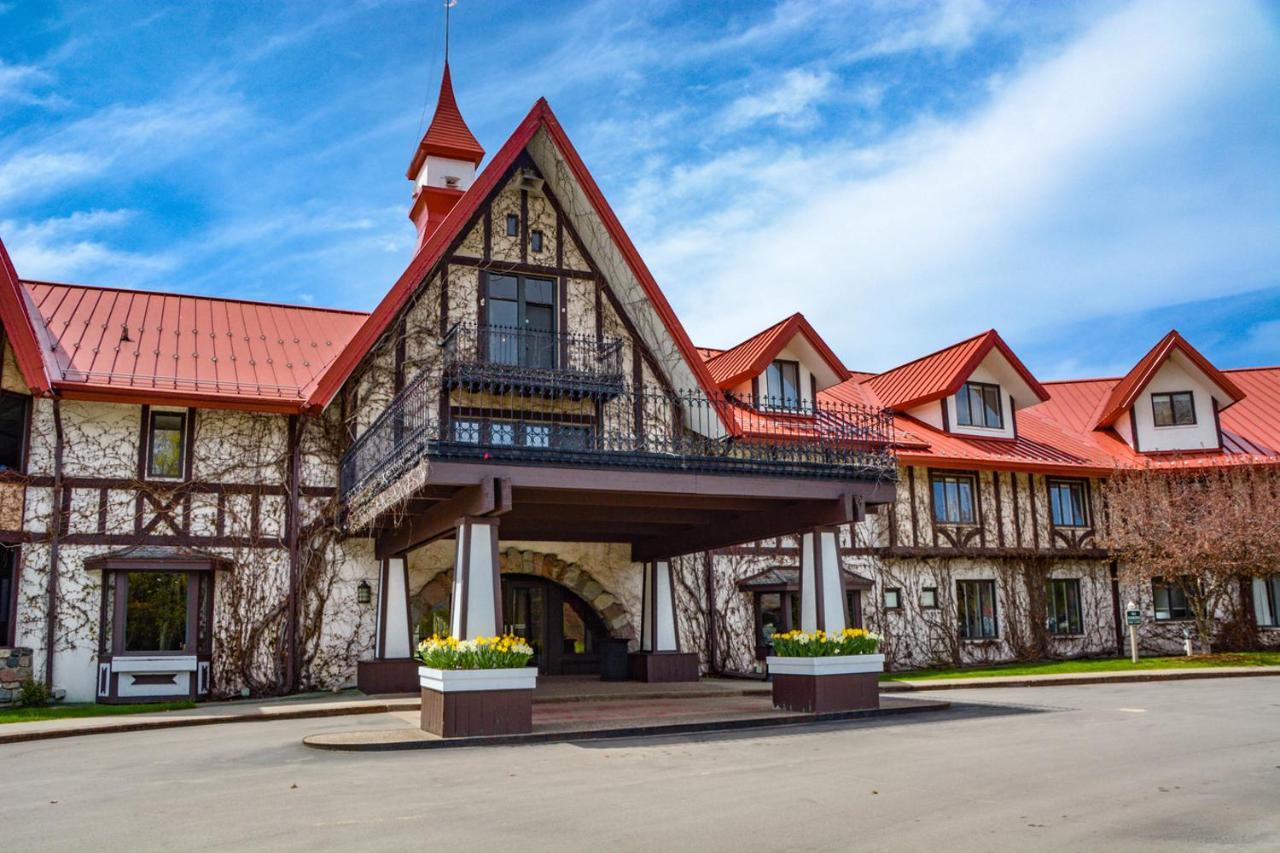The Highlands At Harbor Springs Hotel Exterior foto